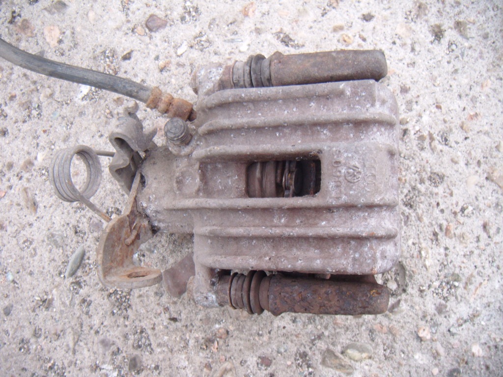 фото №1, Audi a4 b6 00-06 суппорт тормозной левый задняя