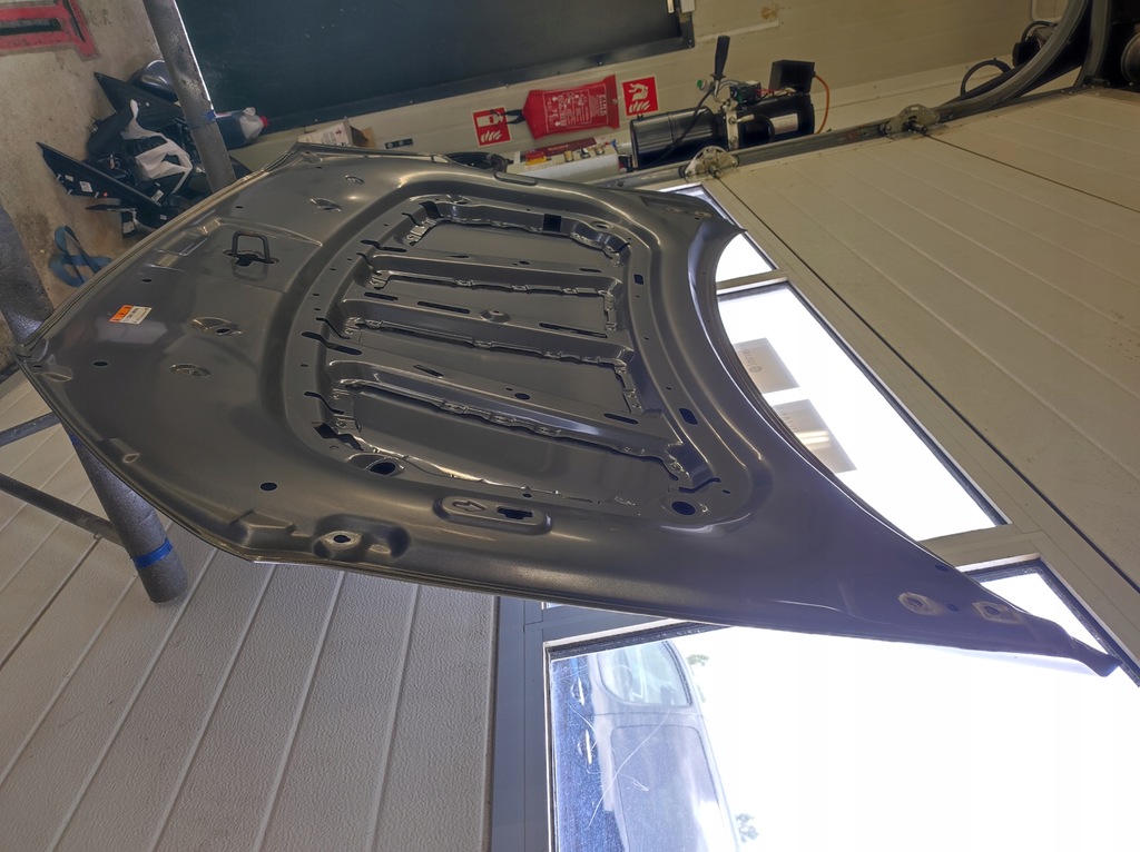 фото №11, Hyundai elantra vi - капот передняя серая