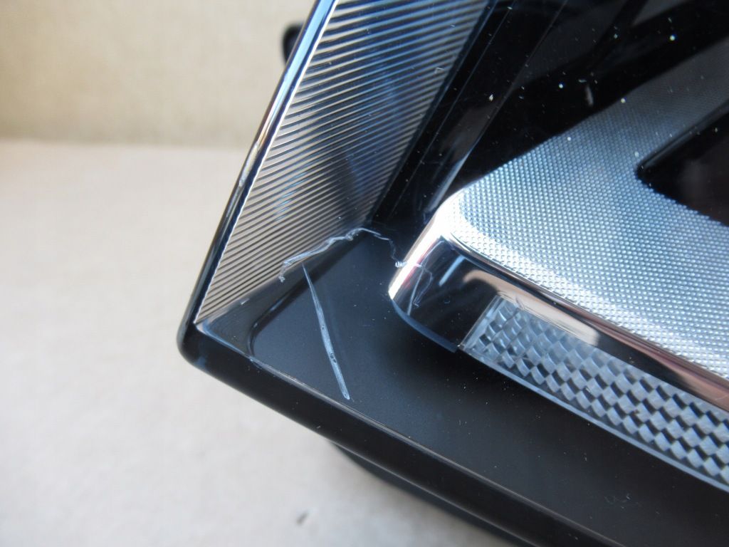 Vw tiguan лампа ліва led iq light 5nb941081h Київ