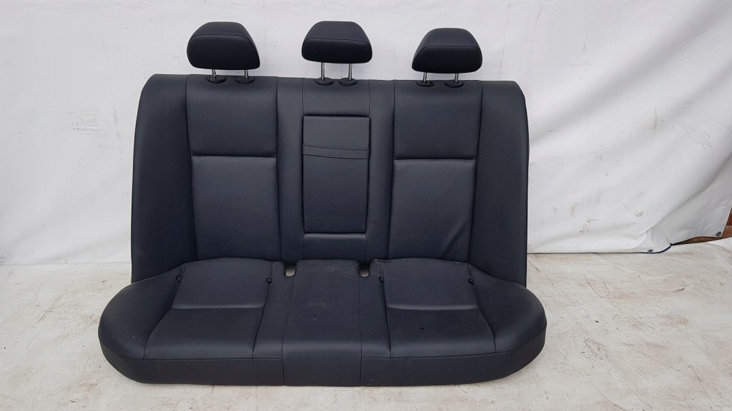 фото №1, Заднє сидіння mercedes w204 sedan