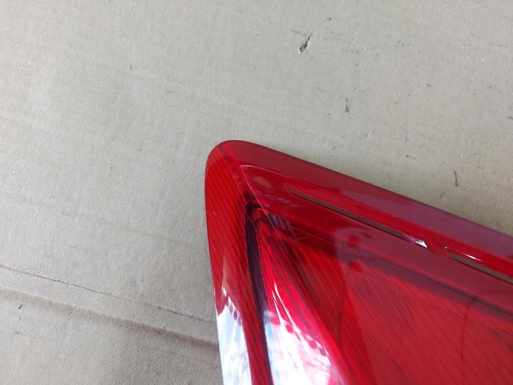 фото №7, Лампа правый задняя led nissan note ii e12 12-