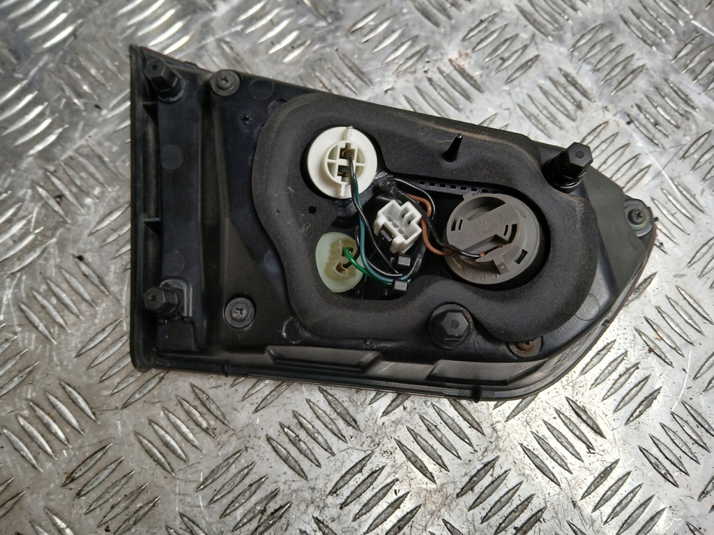 фото №6, Kia rio iii 3 sedan лампа задня права багажника кришки правий задня 924041w0 12