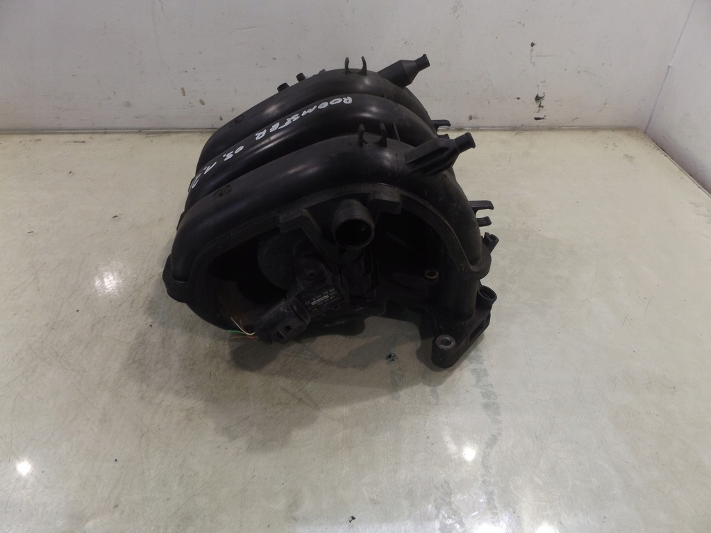 фото №2, Roomster 1,2 коллектор всасывающий