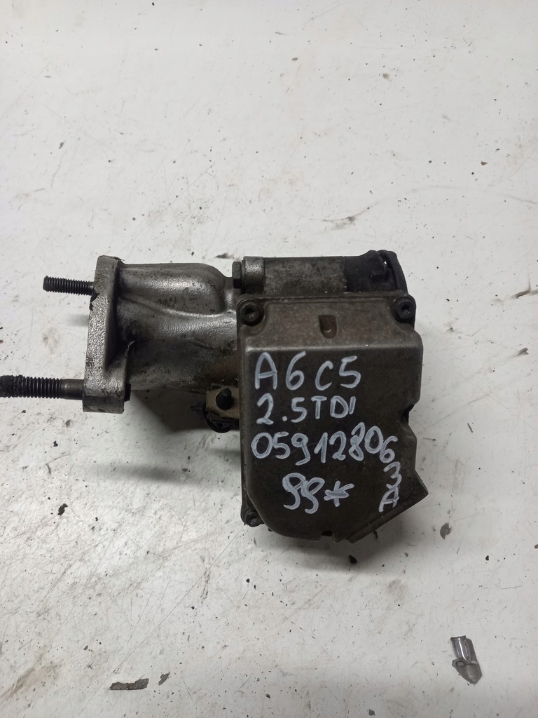 фото №1, Дроссельная заслонка audi a6 c5 2.5 tdi 059128063a