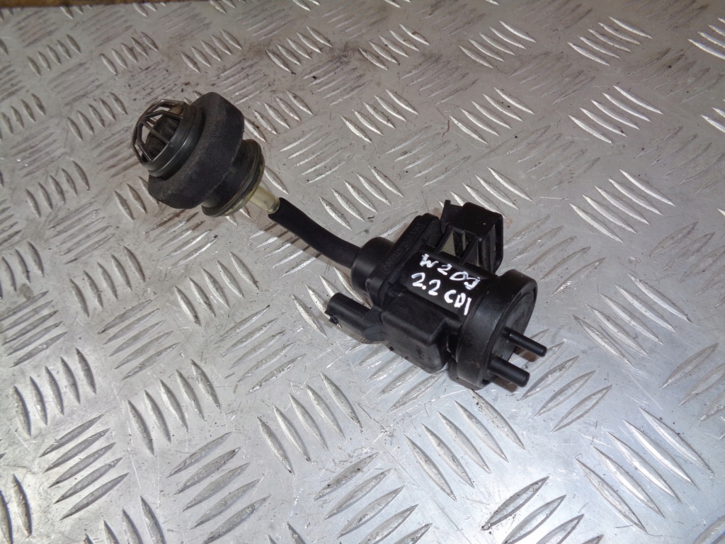 Купити Клапан вакууму 2 mercedes c 2.2 00-
