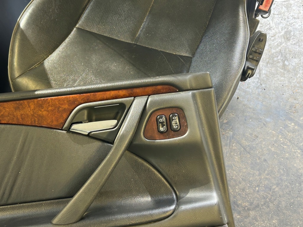 фото №12, Mercedes w210 sedan сидіння заднє сидіння шкіра з підігрівом europa