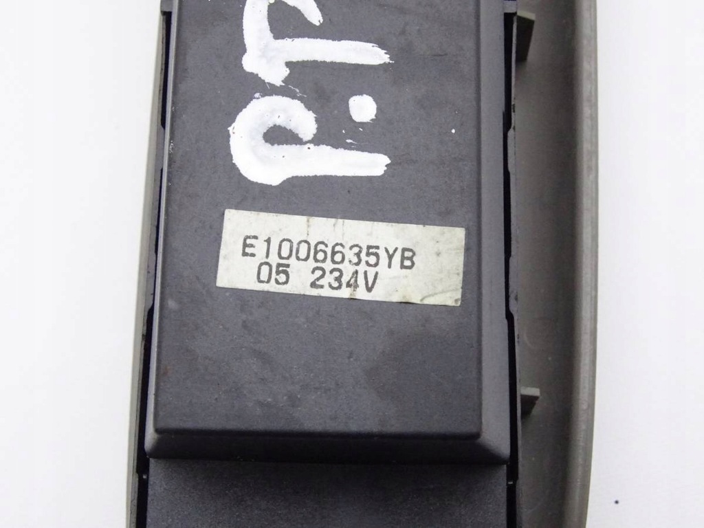 фото №3, Mazda tribute 00-07 перемикач вікон