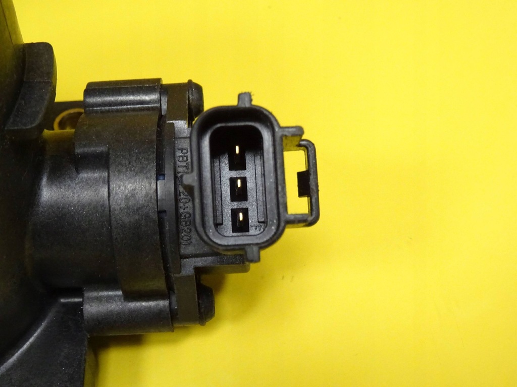 фото №8, Дроссельная заслонка mazda 6 1.8 is7u9e927ca nr363