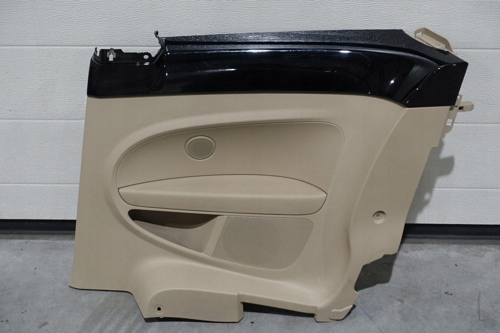 фото №1, Vw beetle 5c обшивка обивка правый задняя