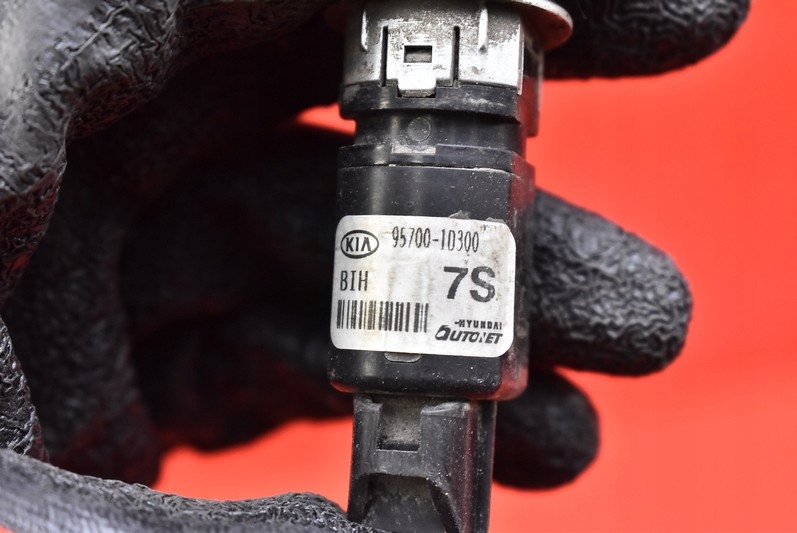 фото №7, Датчик паркування pdc задня 95700-10300 kia carens 3 iii 06-10