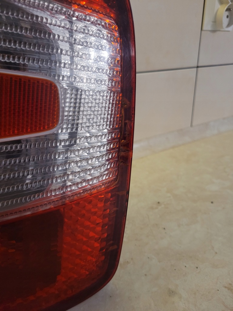 фото №6, Лампа правая задняя skoda fabia 1 i хэтчбек