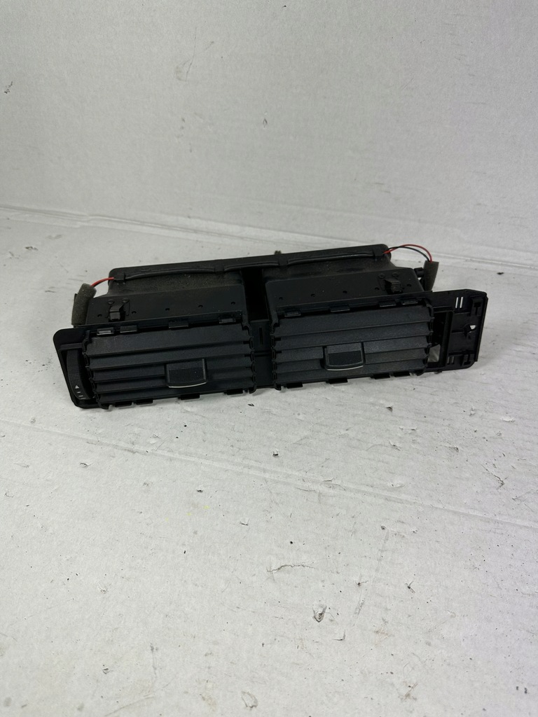 фото №1, A6 c5 решітка обдув ліва 4b1820951