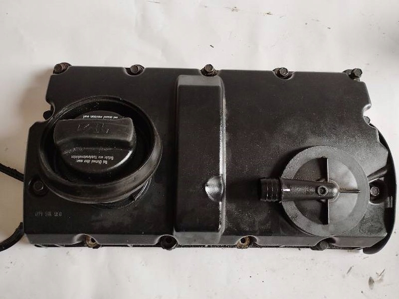 фото №7, Кришка клапанів 038103475q volkswagen