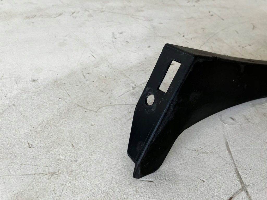 фото №8, Rav4 v молдинг накладка крыла левый задняя