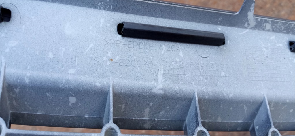 Ford mondeo mk4 07- решётка  решётка решётка радиатора бампера передний 7s71-8200-d Цена