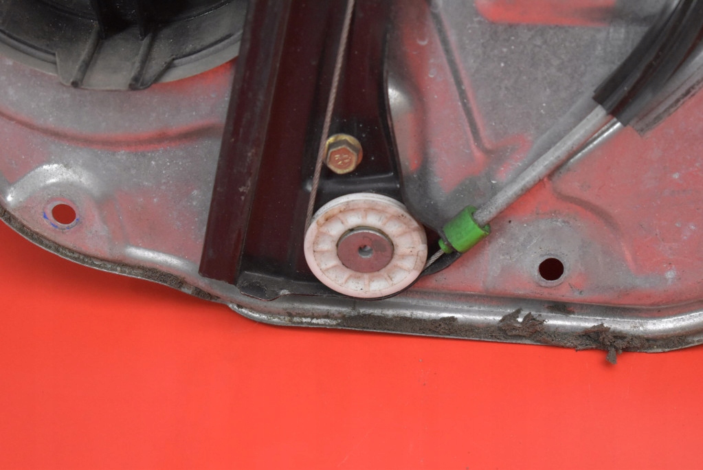 фото №7, Подъемник стекло левый перед eu 6q2959802a vw polo 4 iv 9n 3d 01-05