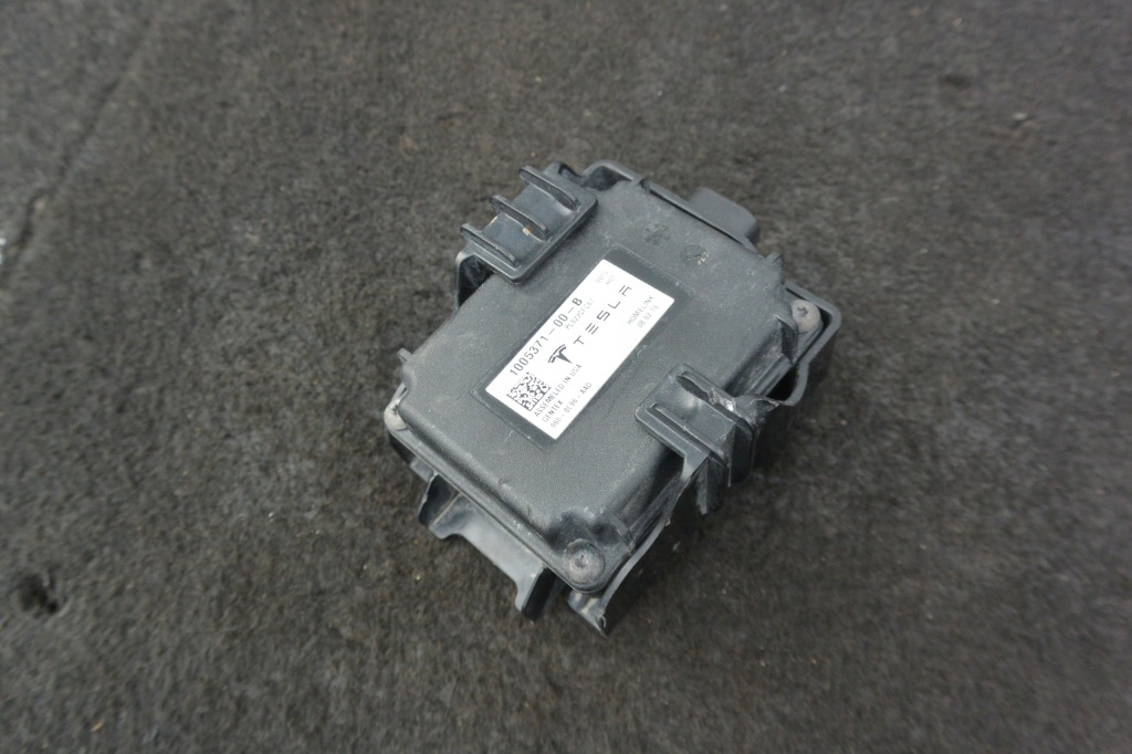 Купить Модуль блок управления homelink tesla model s рестайлинг