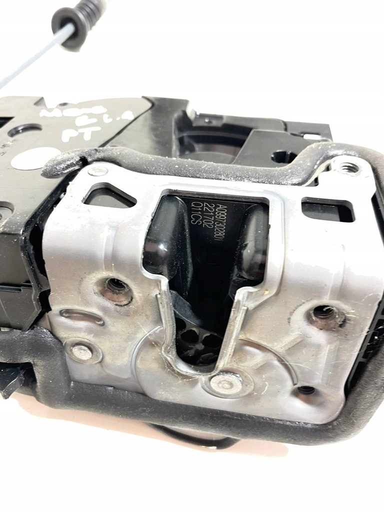 фото №7, Замок двері ручка правий задня mercedes gla ii h247 - a0997602202 a0997302801