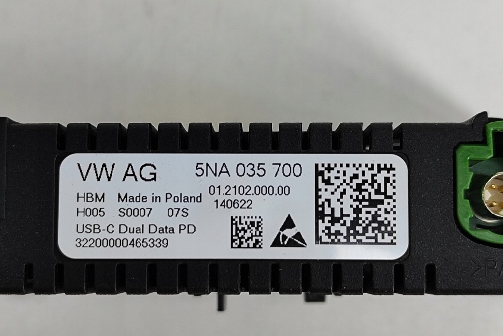 фото №7, Volkswagen golf mk8 port usb типа c 5na035700 2023 24518602