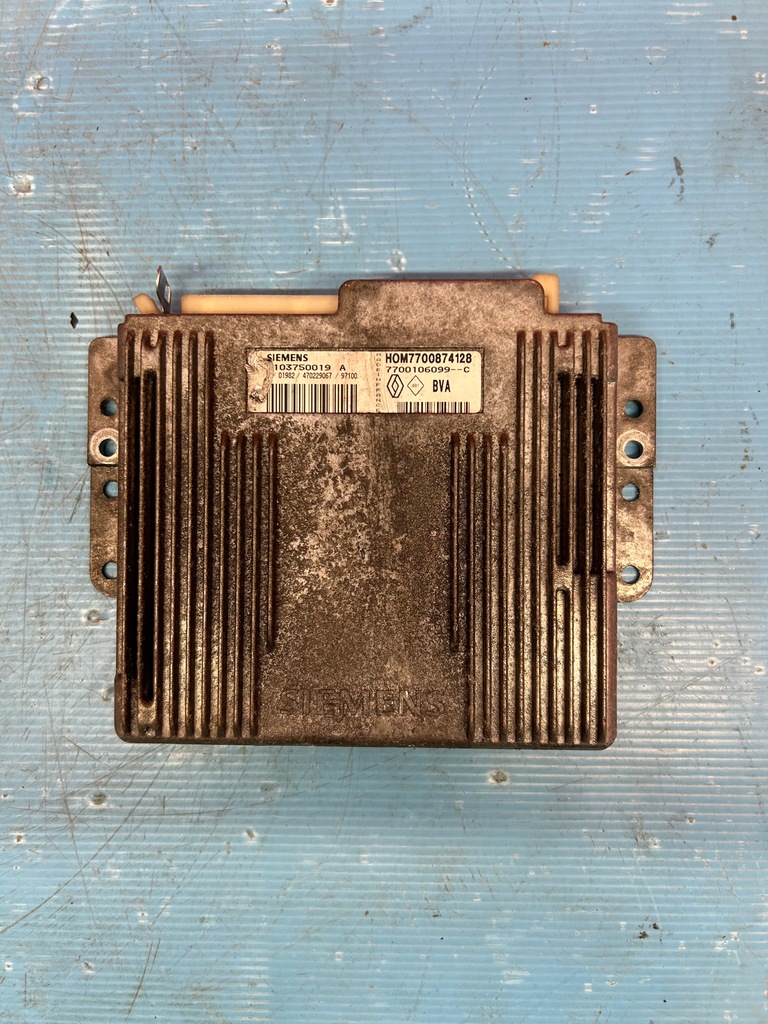 фото №1, Бортовий комп'ютер блок керування двигуна renault espace 3.0 hom7700874128