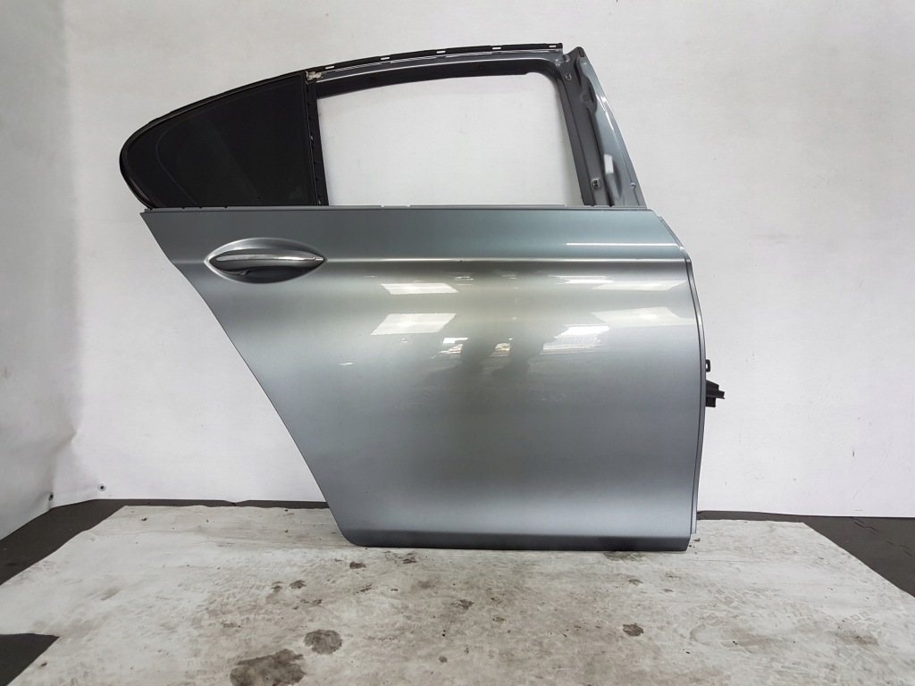 Купити Bmw f10 двері правий задній