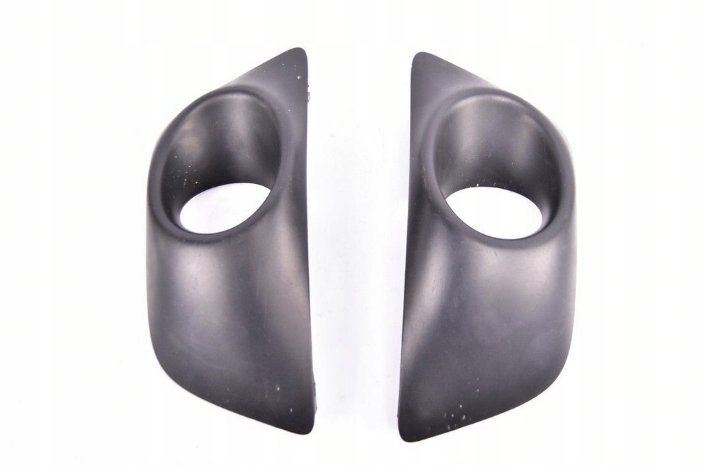 фото №1, Решётка бампера левый перед 261a31312r logan ii