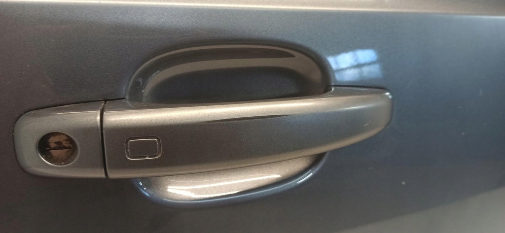 фото №3, Audi a5 8t двері правий перед lx7r sportback