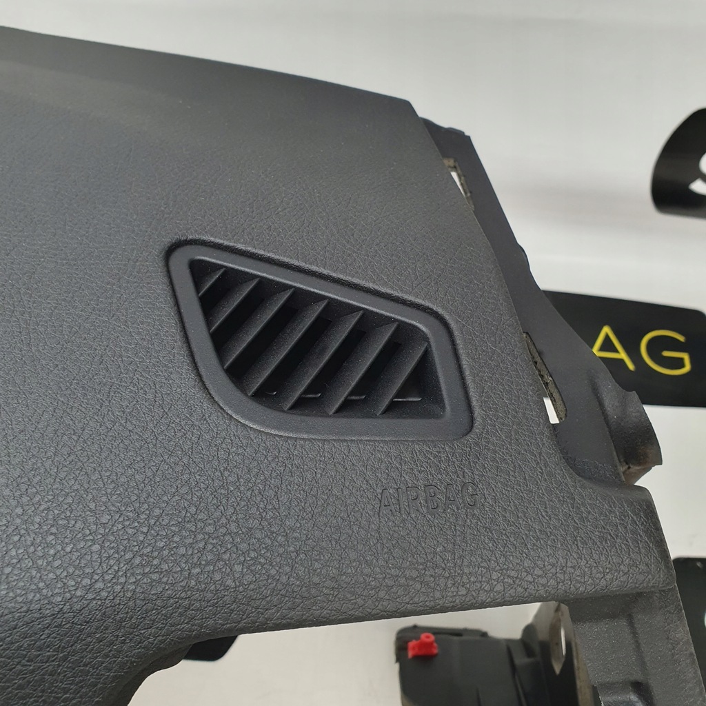 фото №10, Bmw 4 f32 f33 f36 приборная панель консоль подушки безопасности подушка безопасности