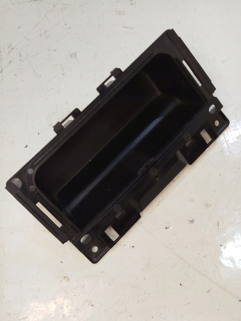 Купити Попільничка перед audi a6 c7 4g0864131