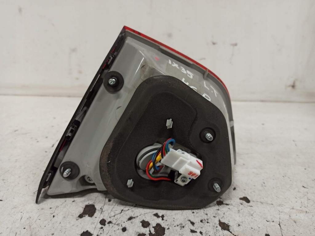 фото №7, Hyundai ix35 лампа левая задняя крышка 92403-2y5 92403-2y500