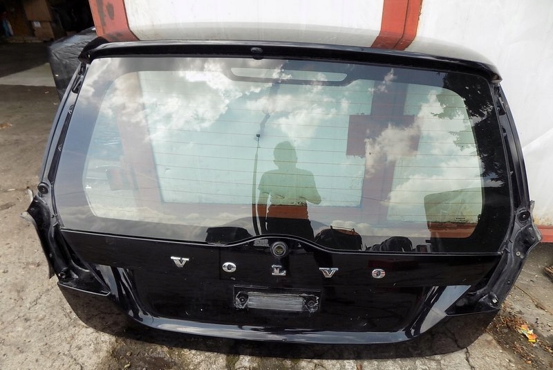 фото №1, Volvo v70 iii 11r крышка багажника с стекло 019-26
