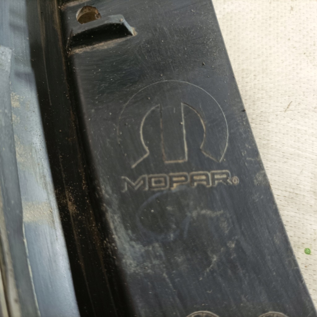 фото №9, Jeep compass 17- бризковик лівий задня usa 82214643ae