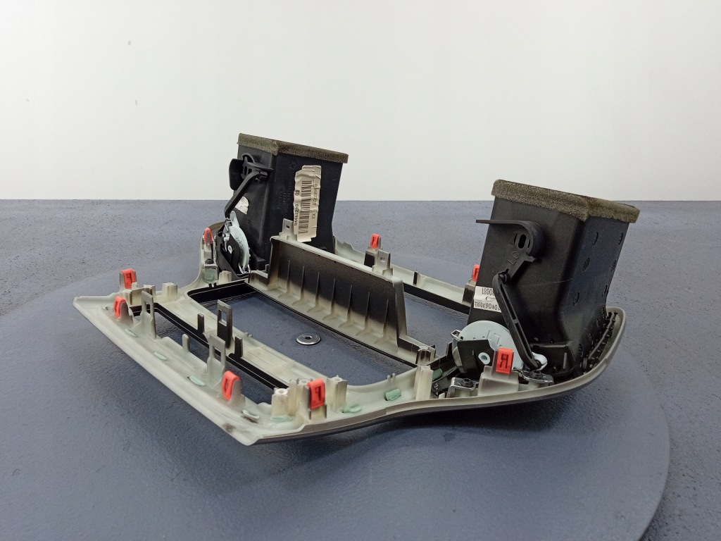 фото №6, Grand cherokee wk2 ґрати обдув 00007409