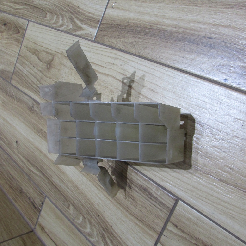 фото №5, Кронштейн бампера перед renault laguna i