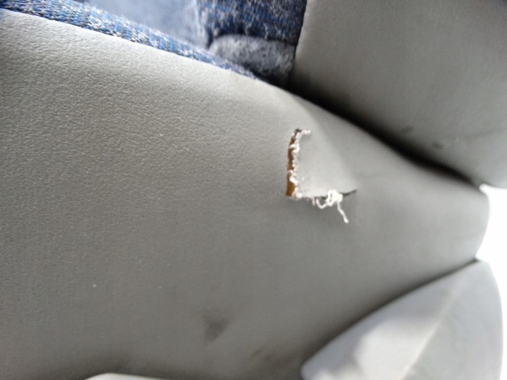 фото №14, Заднє сидіння пасажира правий перед opel vivaro a i ряд