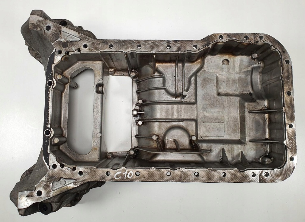 Купить Поддон масляная mercedes w212 3.5 cgi r2720142102