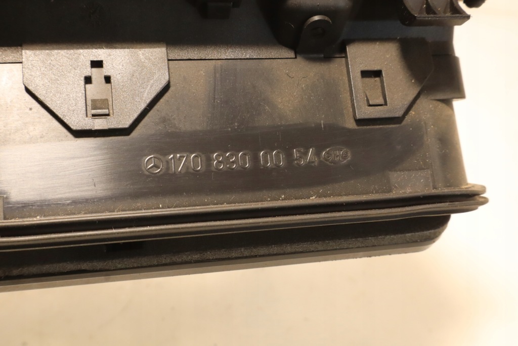 фото №7, Решётка обдув средняя mercedes slk 200 r170