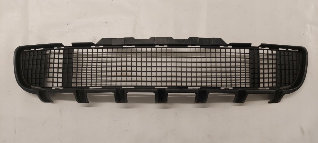 Купити Решітка бампера перед renault megane 2 rs sport 8200271768