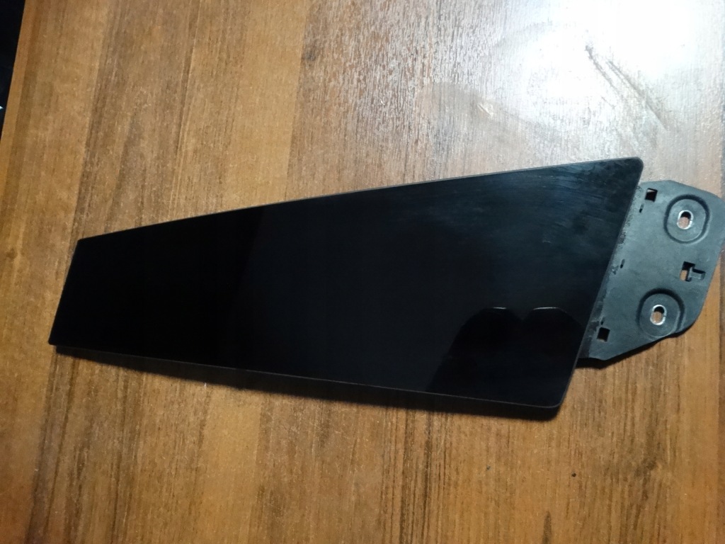 фото №1, Защита стекло стойка правая porsche taycan 21r. 1