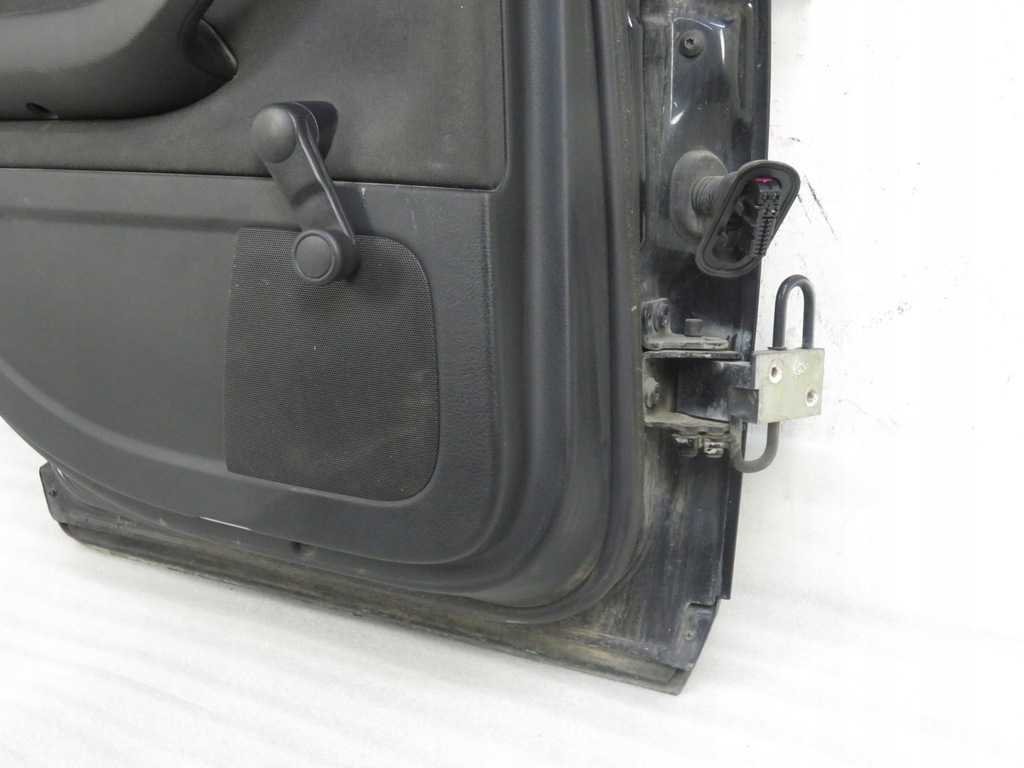 фото №6, Дверь левая задние audi a4 b7 avant kombi