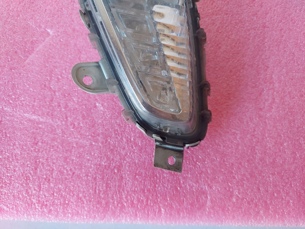 фото №3, Volvo v40 r-design протитуманна фара led drl лівий