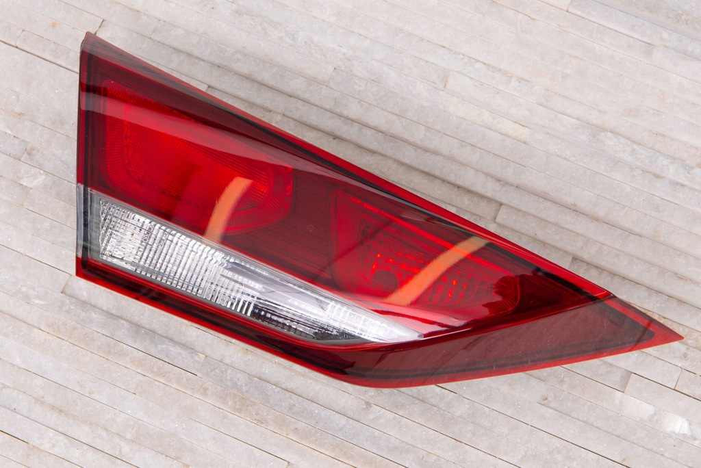 фото №7, Hyundai elantra vi ad 2015-2018 лампа кришки задній ліва 92403f2000