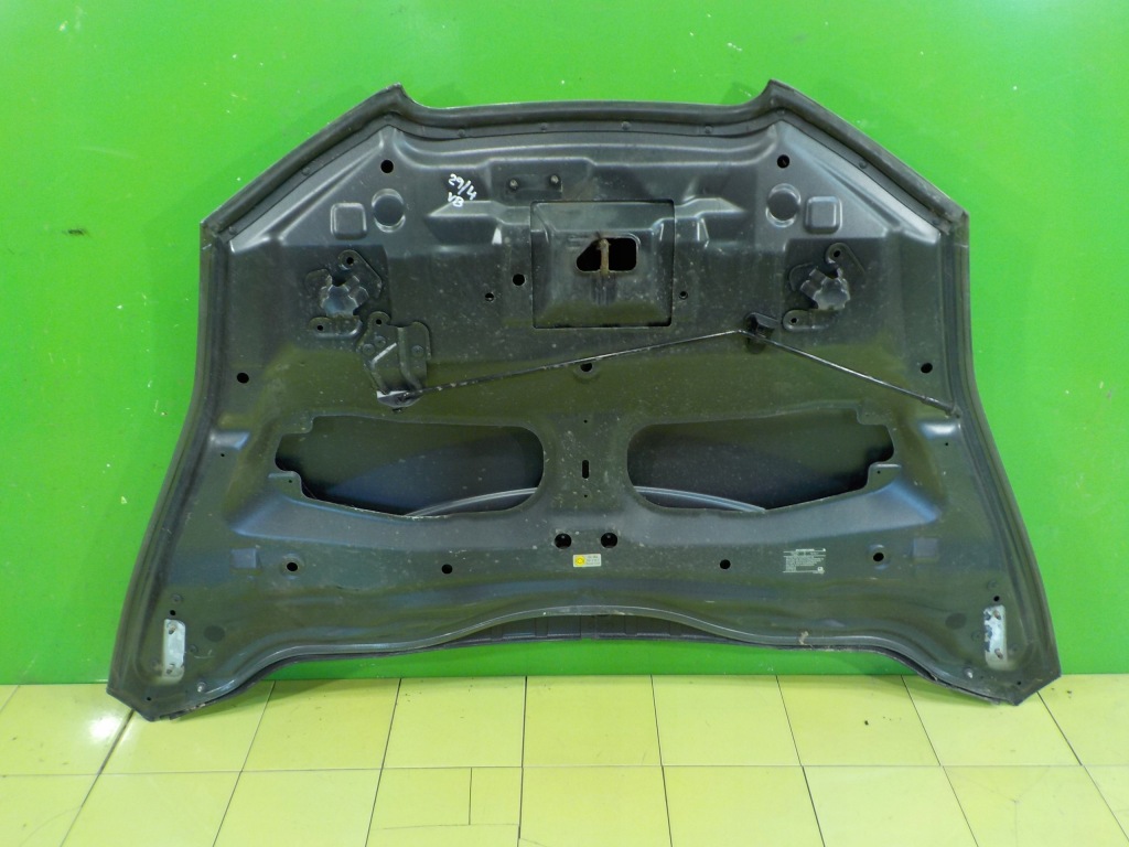 Nissan leaf 1 рестайлинг  aut 16r hb 5d капот в Украине