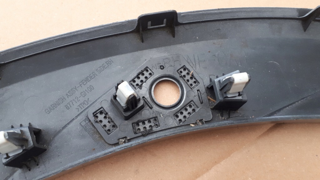 фото №11, Hyundai ioniq v правая молдинг крыла перед