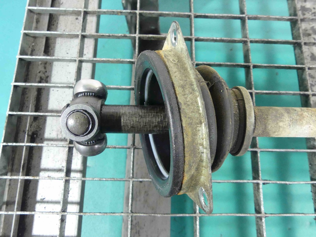 фото №3, Привідний вал ліва renault thalia i 98-09 1.5 dci