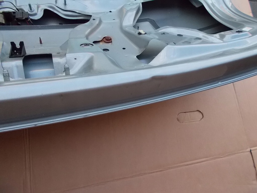 фото №12, Крышка багажника задняя kombi лак lt7q audi a4 b6