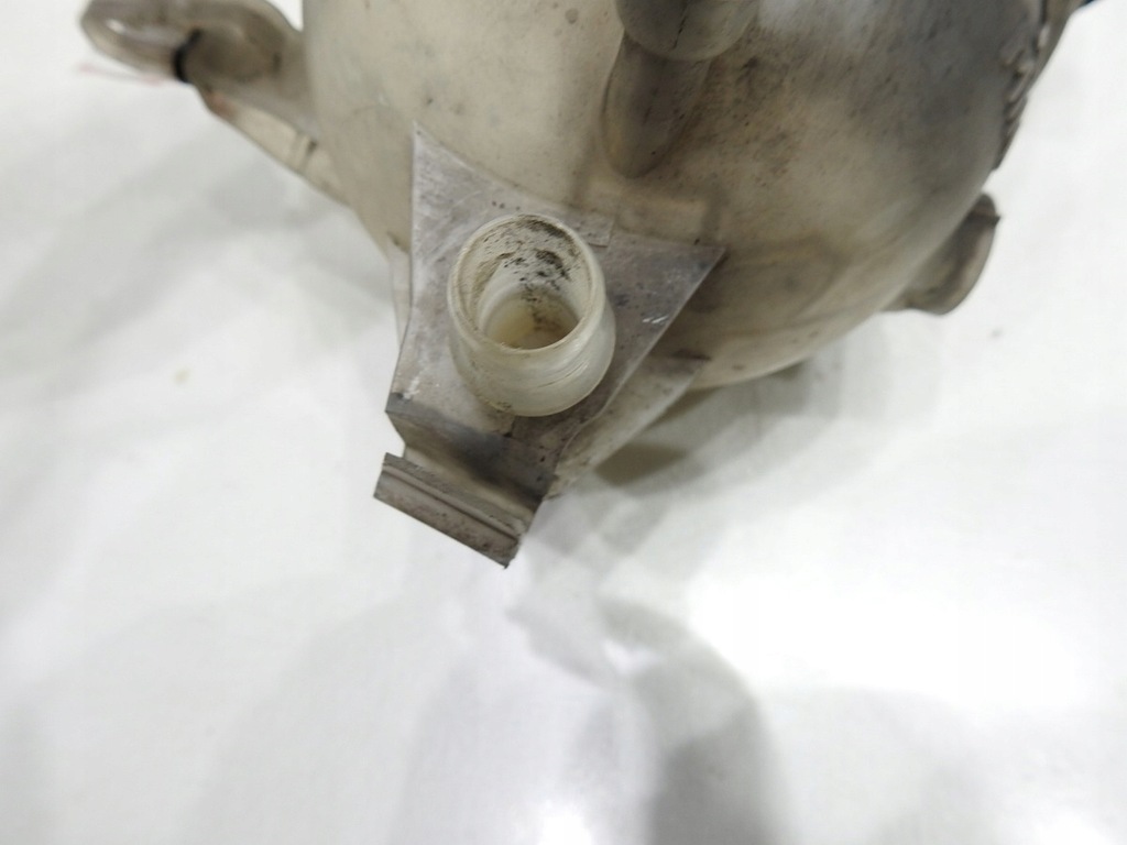 фото №6, Бачок расширительный citroen c3 picasso 1.6 hdi