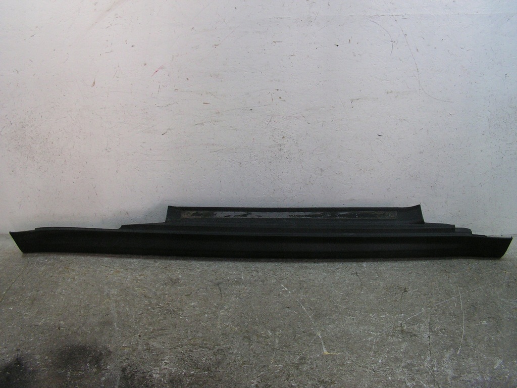 фото №2, Mini r56 r57 молдинг порог правая 7147916