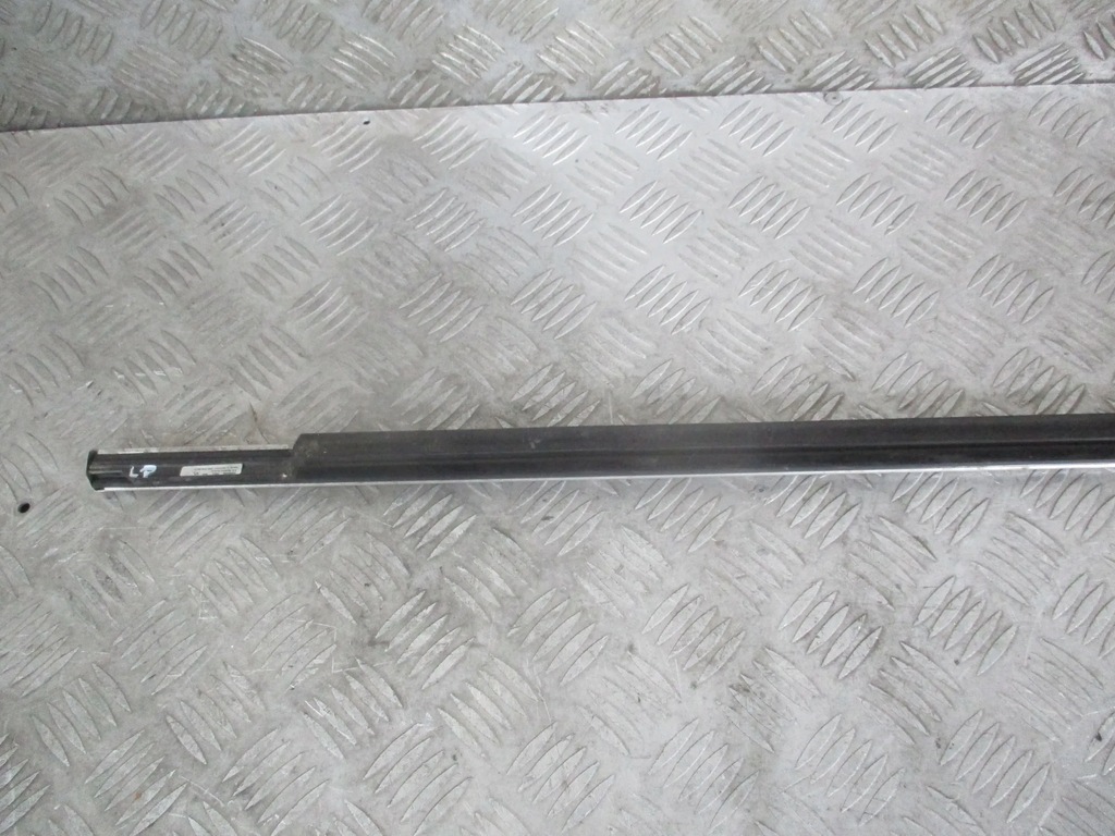 фото №7, Молдинг уплотнитель хром левый перед opel insignia lift 13-17r 22834388