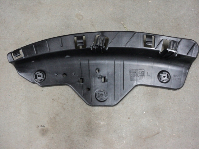 фото №1, Kuga mk2 кронштейн лампы левый